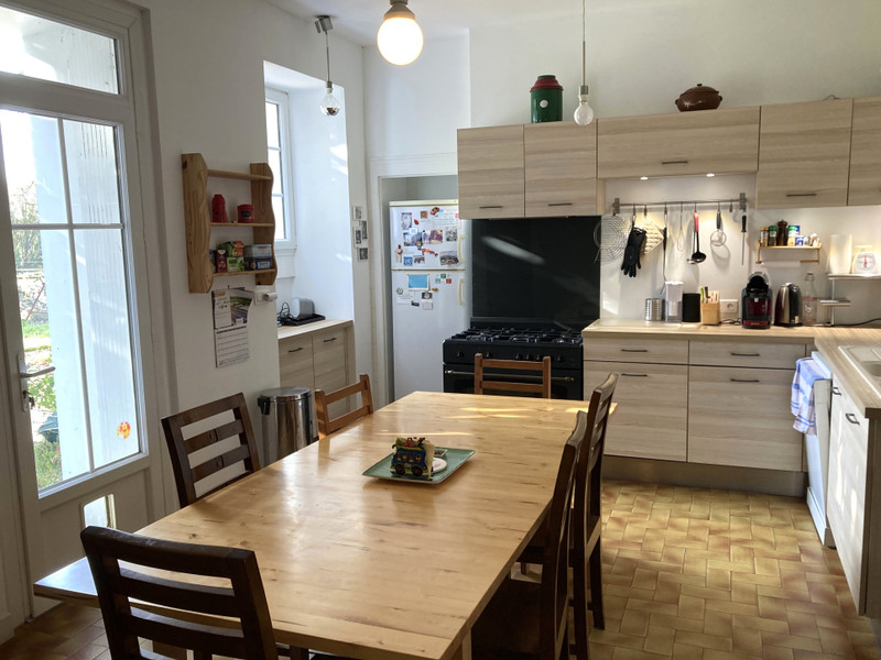 French property for sale in L'Isle-Jourdain, Vienne - €280,000 - photo 2