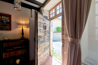 French property for sale in Sauveterre-de-Béarn, Pyrénées-Atlantiques - €469,000 - photo 2