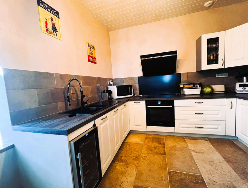 French property for sale in Puisserguier, Hérault - €459,000 - photo 6