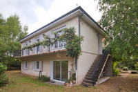 Propriété à vendre à La Flèche, Sarthe - 241 500 € - photo n°1