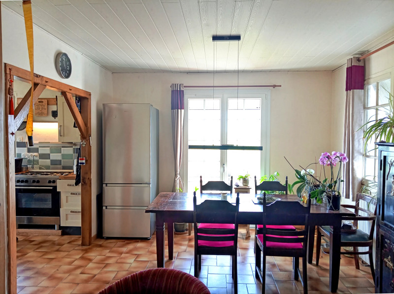 French property for sale in Saint-Aubin-du-Désert, Mayenne - €165,000 - photo 3