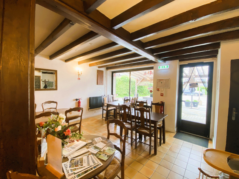 French property for sale in Mesples, Allier - €136,250 - photo 2