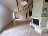 Propriété à vendre à Saint-Estèphe, Dordogne - 315 000 € - photo n°4
