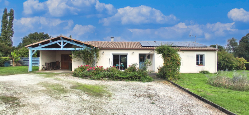 French property for sale in Saint-Pompain, Deux-Sèvres - €272,315 - photo 12