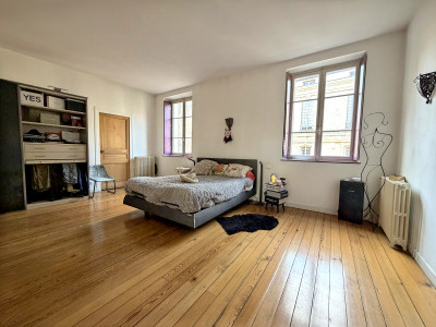 French property for sale in Mâcon, Saône-et-Loire - €690,000 - photo 6