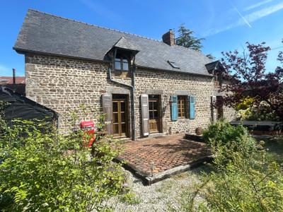 Maison à vendre à Le Housseau-Brétignolles, Mayenne, Pays de la Loire, avec Leggett Immobilier