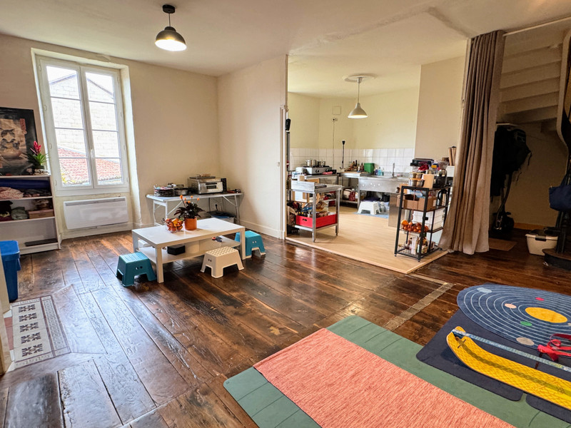 Propriété à vendre à Montmoreau, Charente - 139 999 €