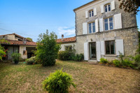 Propriété à vendre à Ligné, Charente - 163 080 € - photo n°1