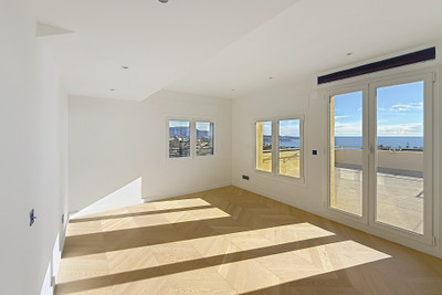French property for sale in Nice, Alpes-Maritimes - €2,490,000 - photo 3