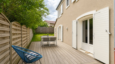 French property for sale in Clermont-Ferrand, Puy-de-Dôme - €285,000 - photo 1