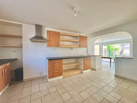 Maison à vendre à Loudun, Vienne - 169.000 € - photo 3