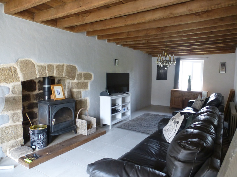 French property for sale in Saint-Chabrais, Creuse - €167,292 - photo 2