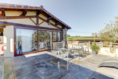 French property for sale in Saint-Flour, Puy-de-Dôme - €598,000 - photo 3