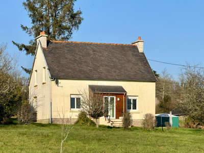French property for sale in Loqueffret, Finistère - €159,995 - photo 1