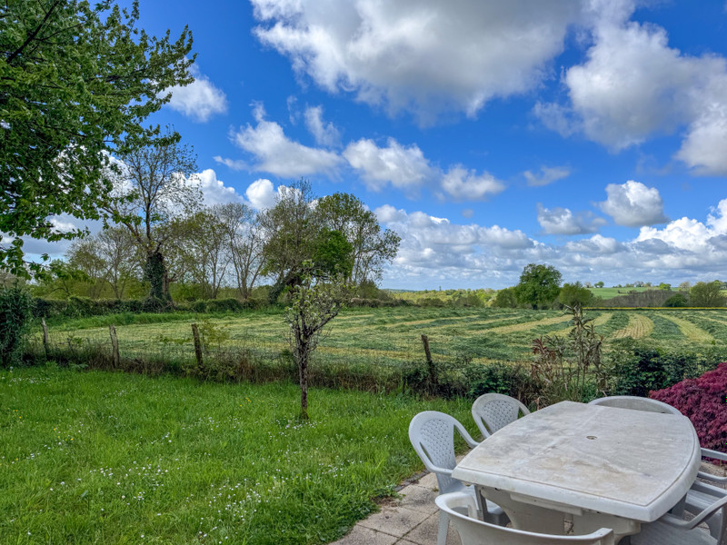 French property for sale in Vernoux-en-Gâtine, Deux-Sèvres - €165,500 - photo 7