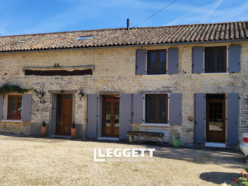 Maison 8 pièce(s), LORIGNÉ