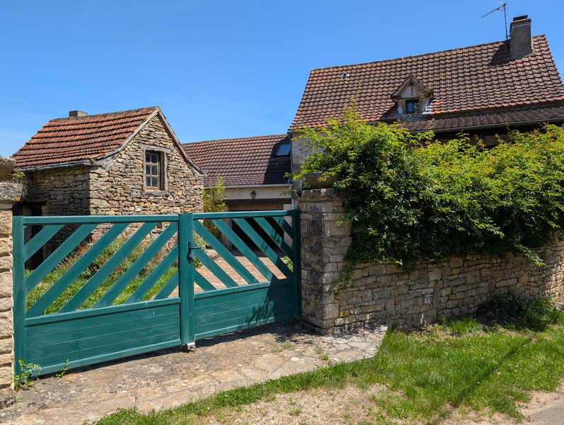 French property for sale in Laramière, Lot - €125,500 - photo 9