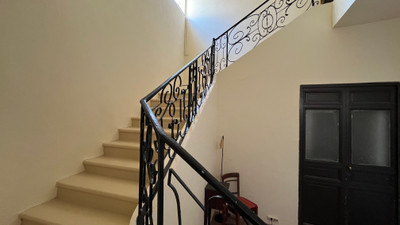 French property for sale in Avignon, Vaucluse - €416,000 - photo 8
