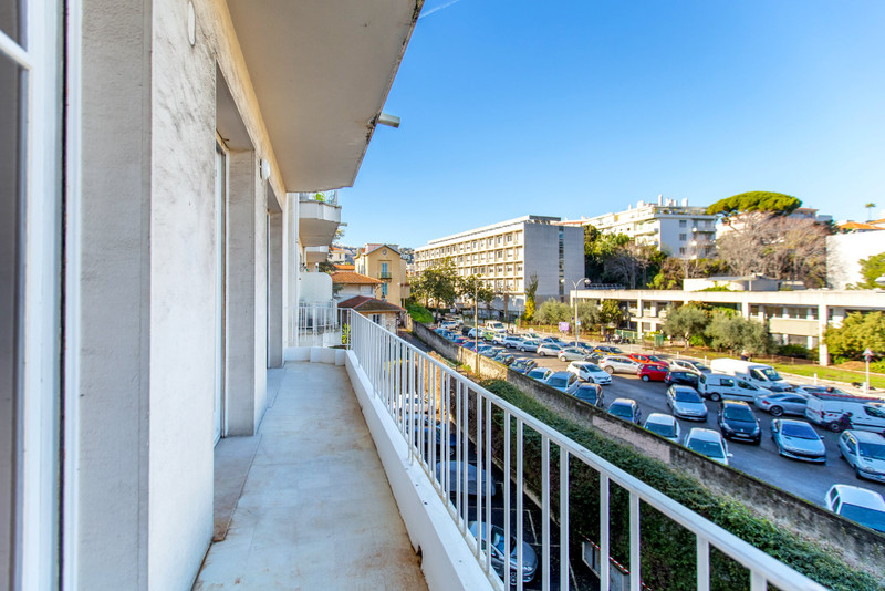 French property for sale in Nice, Alpes-Maritimes - €280,000 - photo 7
