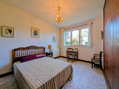 French property for sale in Valréas, Vaucluse - €335,000 - photo 9