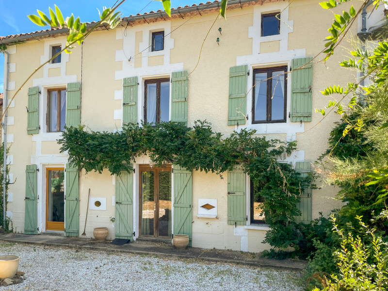 French property for sale in Montembœuf, Charente - €499,000 - photo 0