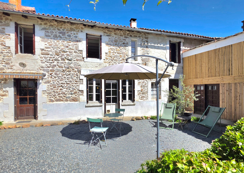 Propriété à vendre à Exideuil-sur-Vienne, Charente - 115 000 €