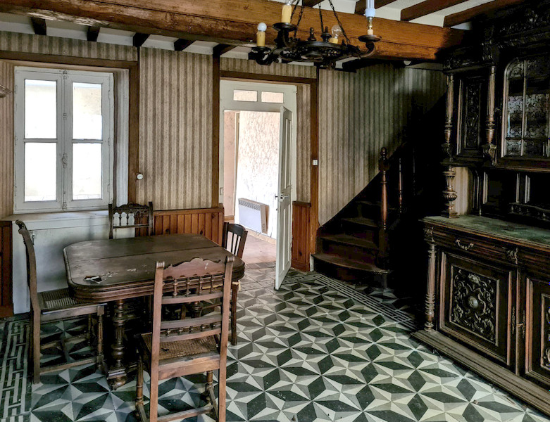 French property for sale in Cerisy-la-Forêt, Manche - €88,000 - photo 2