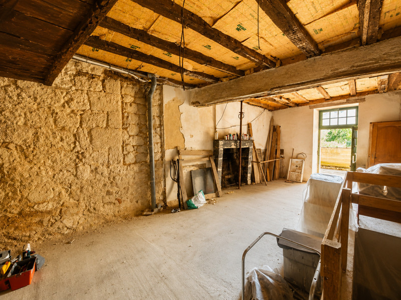 French property for sale in Aubeterre-sur-Dronne, Charente - €249,000 - photo 9