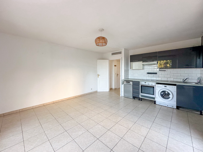 French property for sale in Antibes, Alpes-Maritimes - €295,000 - photo 10