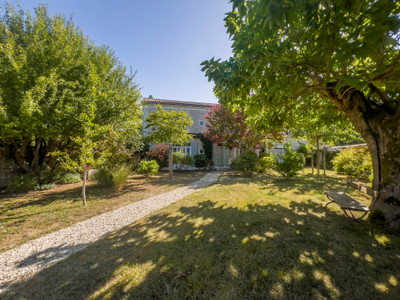 French property for sale in Asnières-sur-Nouère, Charente - €483,000 - photo 2