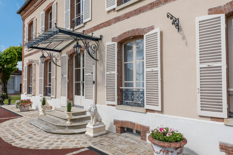 house for sale in Paris-Ile-de-France