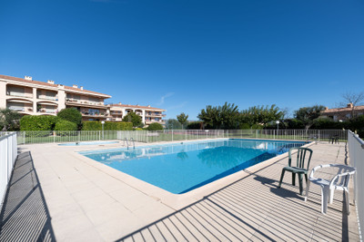 French property for sale in Nice, Alpes-Maritimes - €1,299,000 - photo 9