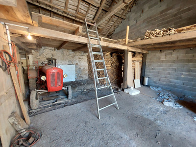 French property for sale in Grassac, Charente - €24,000 - photo 4