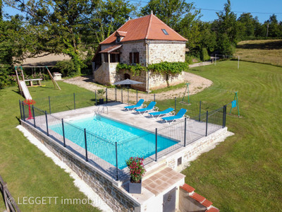 Maison à vendre à Rueyres, Lot, Midi-Pyrénées, avec Leggett Immobilier