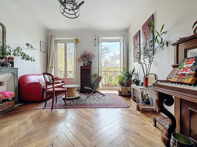apartment for sale in Paris