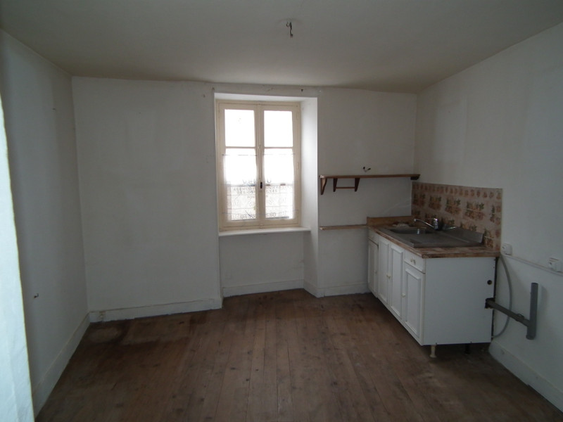 French property for sale in Pontaumur, Puy-de-Dôme - &#8364;35,600 - photo 4