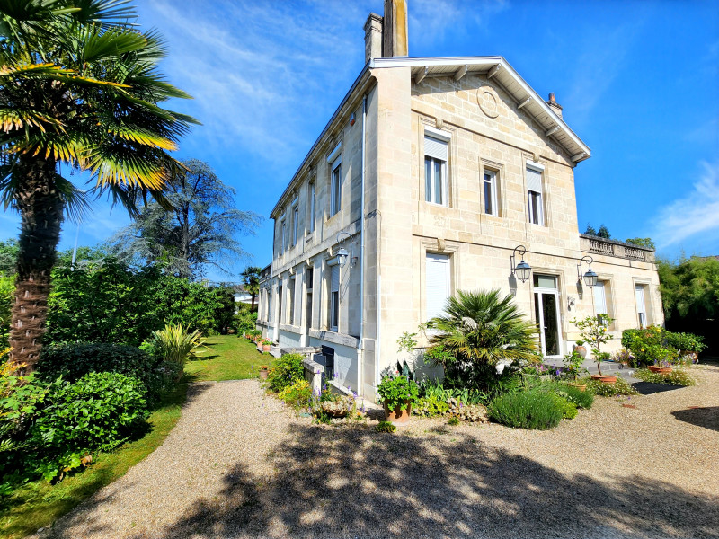 French property for sale in Talence, Gironde - €1,495,560 - photo 0