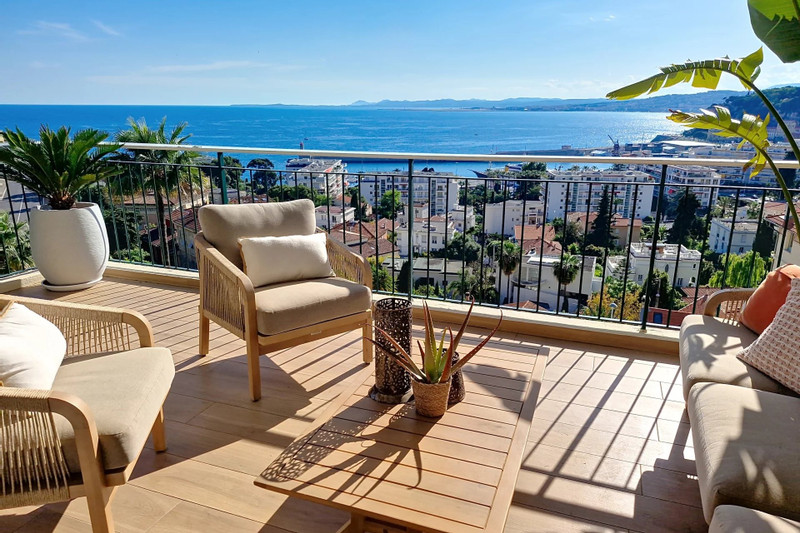 French property for sale in Nice, Alpes-Maritimes - €1,150,000 - photo 0