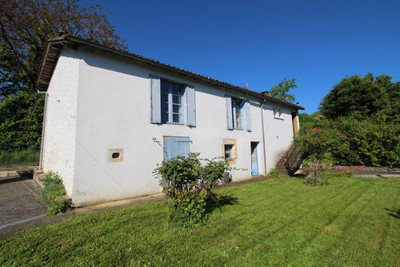 French property for sale in Montjean, Charente - €130,800 - photo 12