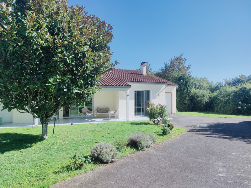 French property for sale in Villiers-le-Roux, Charente - €277,000 - photo 1