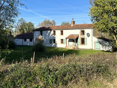 Maison à vendre à Boussais, Deux-Sèvres, Poitou-Charentes, avec Leggett Immobilier