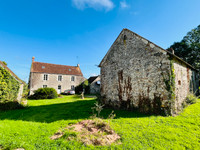 Maison à vendre à Tanville, Orne - 365.000 € - photo 1