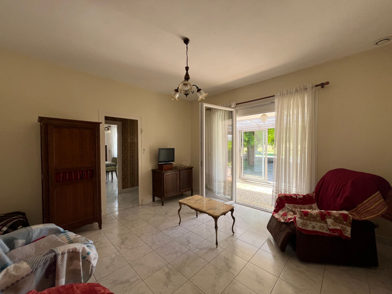 French property for sale in Ligueux, Gironde - €162,000 - photo 2
