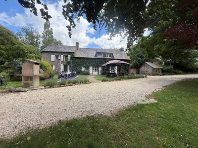 house for sale in Mayenne