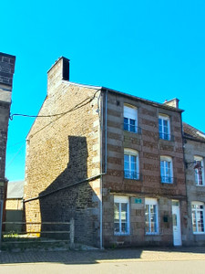 French property for sale in Tinchebray-Bocage, Orne - €109,890 - photo 1