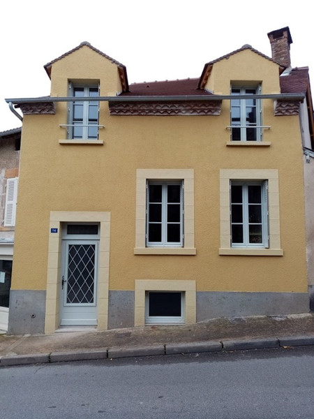 Maison à vendre à Magnac-Laval, Haute-Vienne - 194 400 € - photo 1