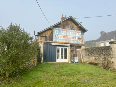 French property for sale in Neuilly-le-Vendin, Mayenne - €65,000 - photo 13