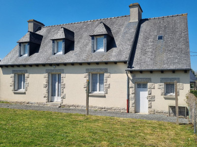 Maison à vendre à Bobital, Côtes-d'Armor, Bretagne, avec Leggett Immobilier