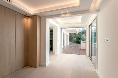 French property for sale in Roquebrune-Cap-Martin, Alpes-Maritimes - €2,300,000 - photo 8