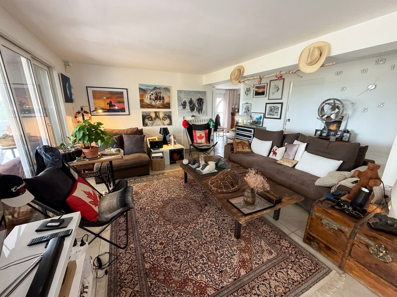 French property for sale in Cotignac, Var - €837,400 - photo 9
